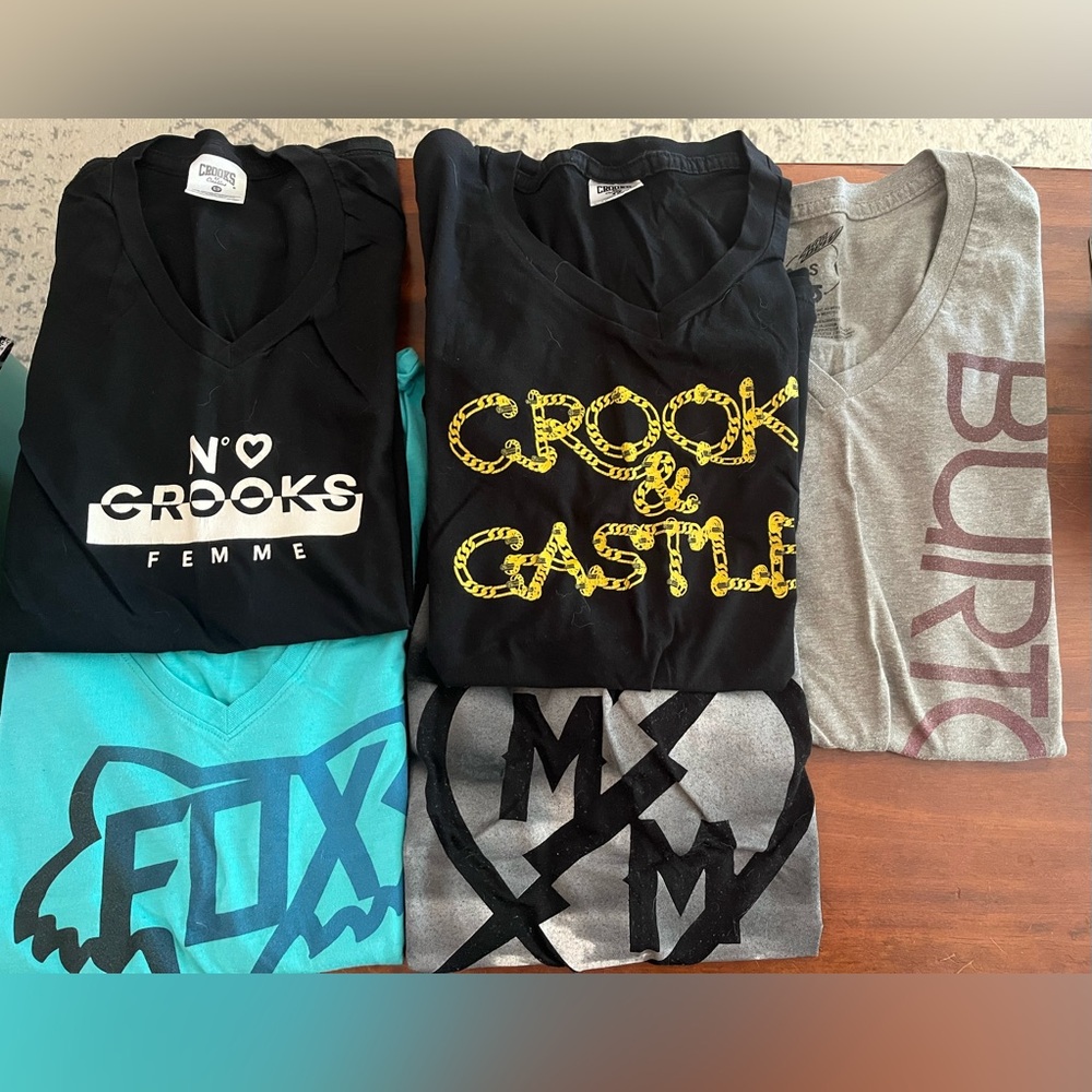 Ladies Graphic T-Shirt Bundle